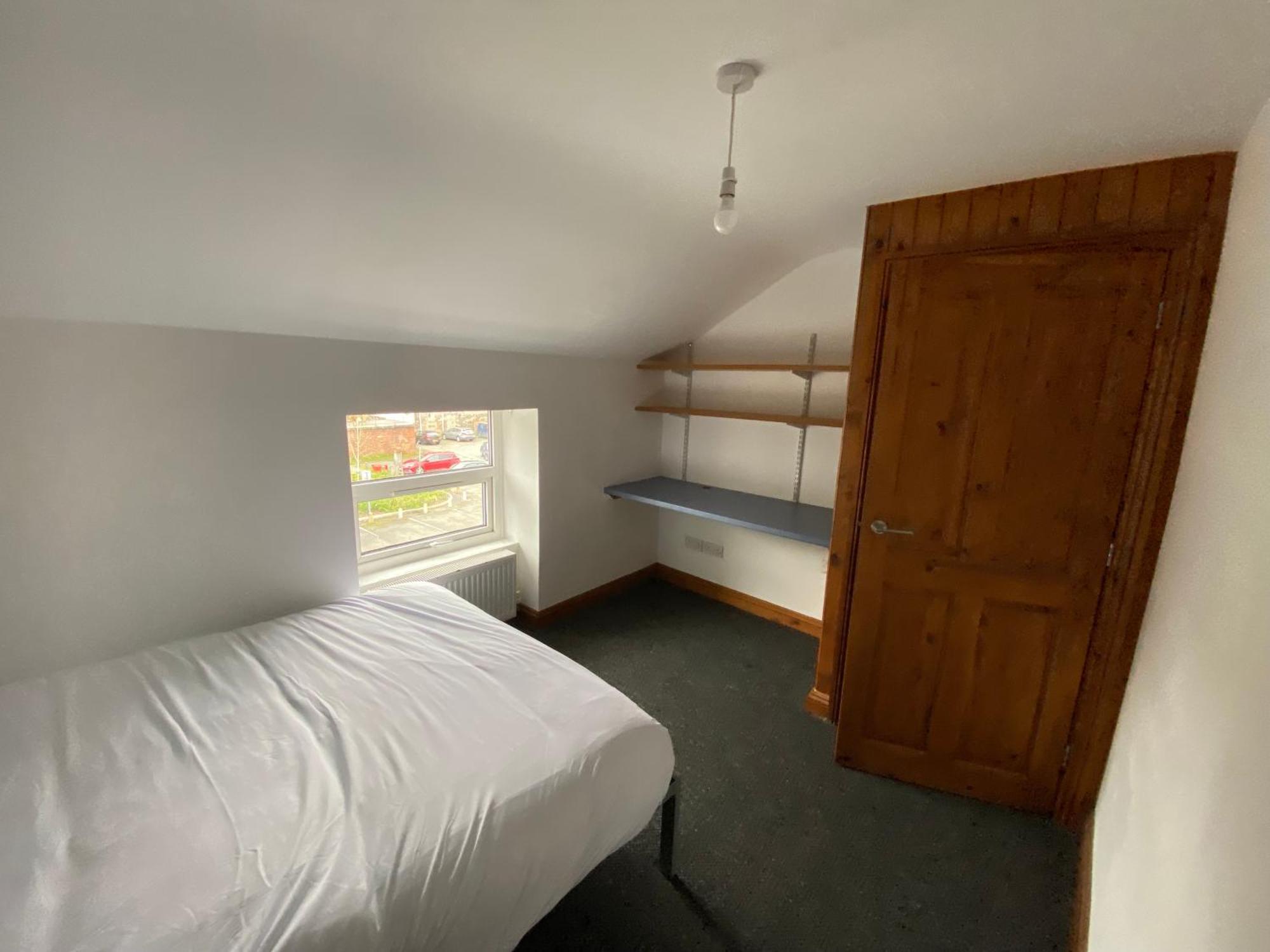 Room In A Shared House Bangor  Esterno foto