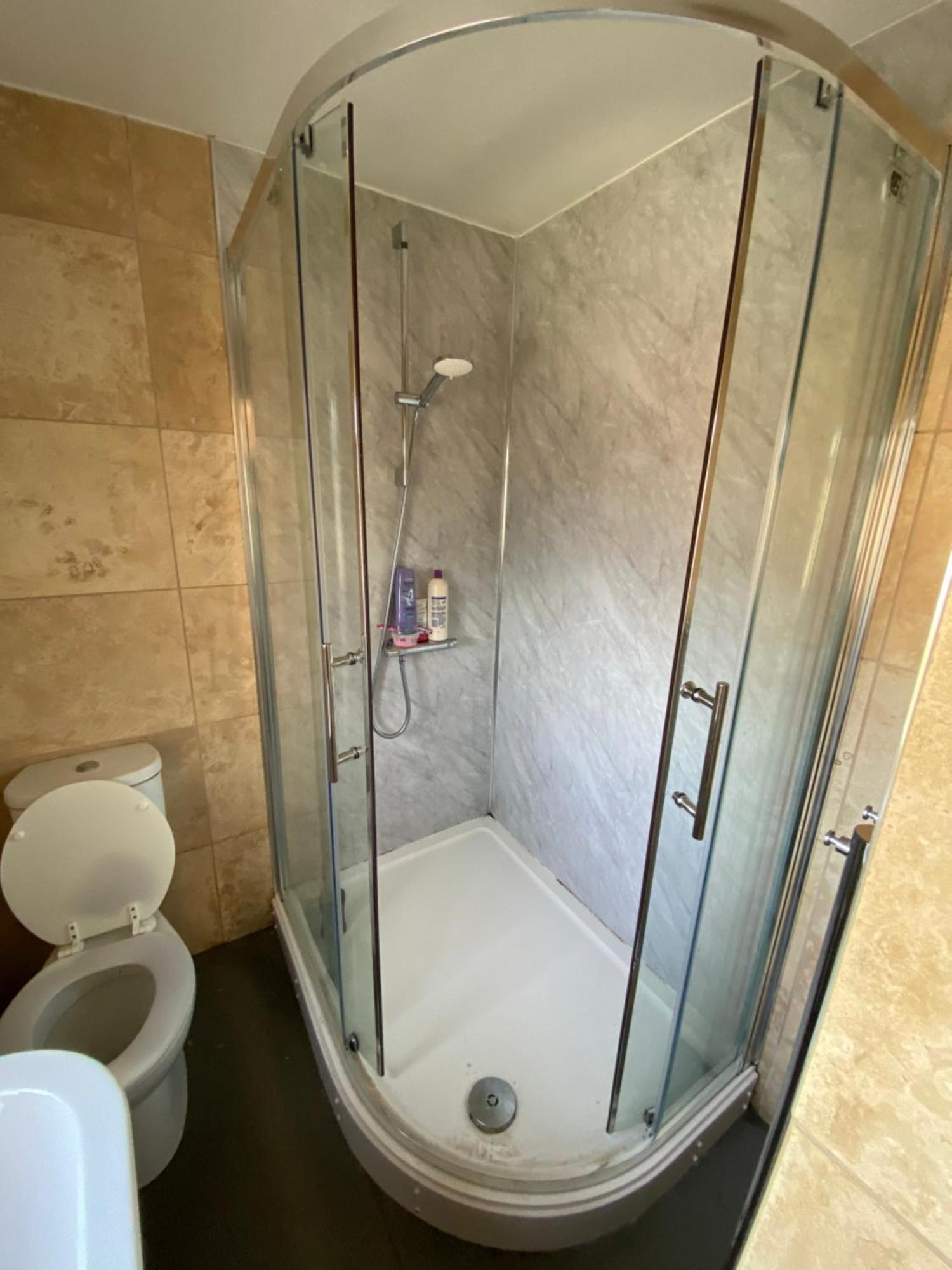 Room In A Shared House Bangor  Esterno foto